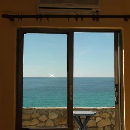 Apartment Constantinos